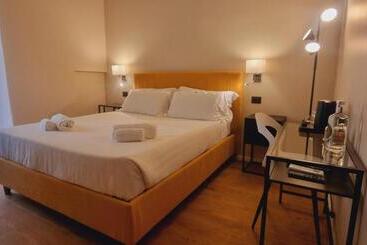 پانسیون Eva Luxury Suite