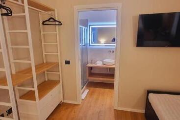 پانسیون Eva Luxury Suite