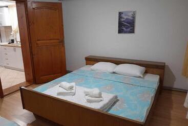 پانسیون Goshevski Apartment