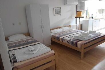 پانسیون Goshevski Apartment