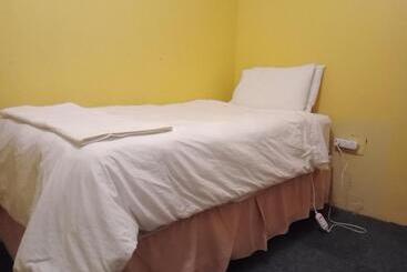 پانسیون Mmj Guest House