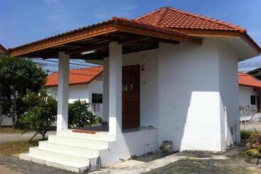 Chumphon Park Resort