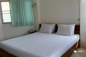 Chumphon Park Resort