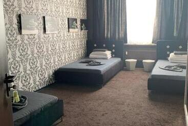 Hostel Terre