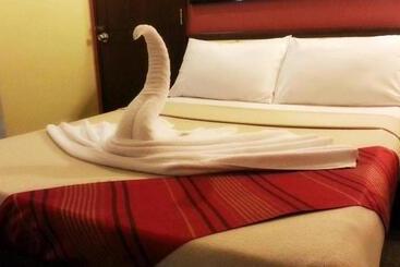 בית מלון כפרי Express Inn Cebu Mabolo