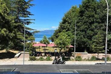 هتل Fole Guest House