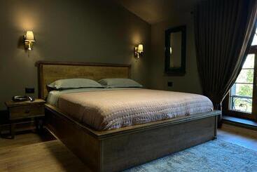 هتل Fole Guest House
