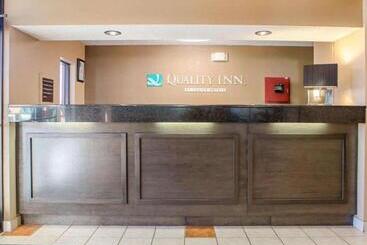 هتل Quality Inn Downtown