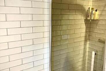 هتل Smedja Overnatting Og Ysteri