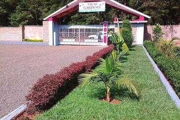 هتل Tausi Gardens  Kabarnet