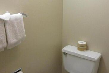 هتل Travelodge By Wyndham Kalispell