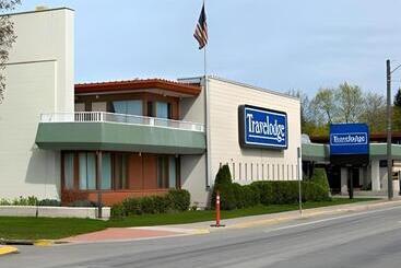 هتل Travelodge By Wyndham Kalispell