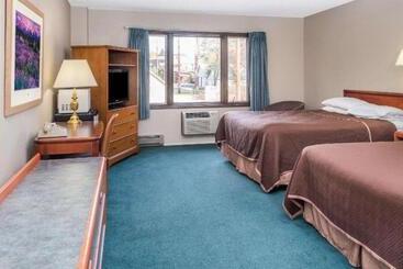 هتل Travelodge By Wyndham Kalispell