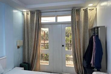 Les François Suites