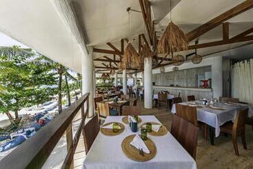 Ocean Vida Resort