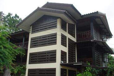 پانسیون Baan Lotus Guest House