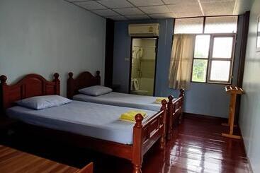 پانسیون Baan Lotus Guest House