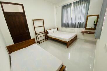 پانسیون Golden City Resort Anuradhapura
