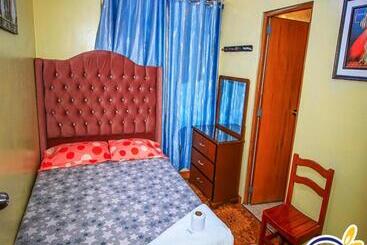 پانسیون Hostal Mary
