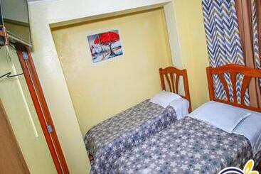 پانسیون Hostal Mary