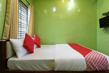 هتل Mahalakshmi Residency