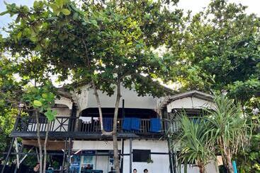 هتل Ohlala Rooms