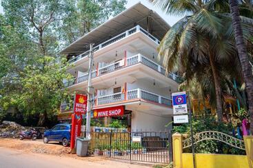 هتل Pednekar Plaza Inn