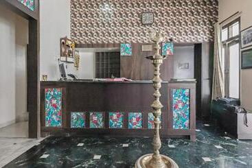 هتل Satkar Pune