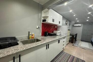 پانسیون The Cozy Corner In Suva