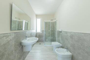 پانسیون Villa Elena
