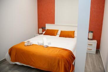 Pregonero Urban Suites   Naranja