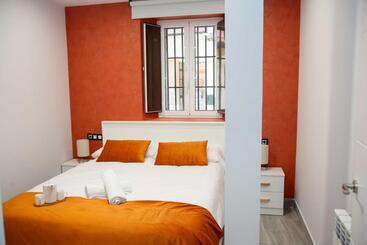 Pregonero Urban Suites   Naranja