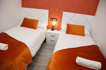 Pregonero Urban Suites   Naranja