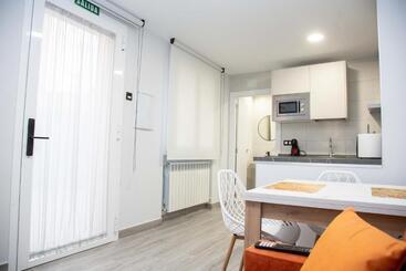 Pregonero Urban Suites   Naranja
