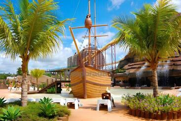 Spazzio Com Acesso Ao Acqua Park  L