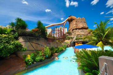 Spazzio Com Acesso Ao Acqua Park  L