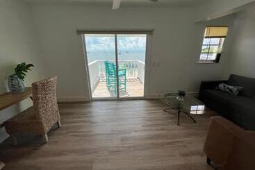 هاستل Guana Beach Inn