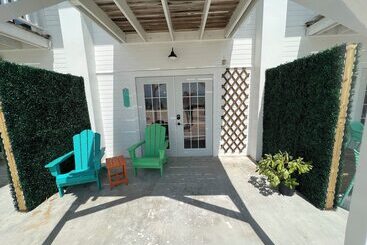 هاستل Guana Beach Inn