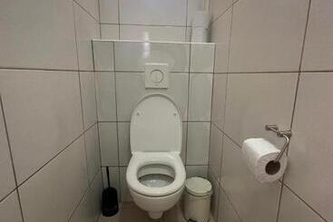 هاستل Studentenhuis   Casa 7