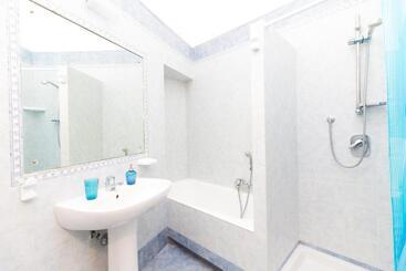 تختخواب و صبحانه Casa Geco