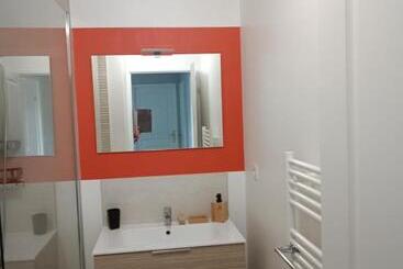 تختخواب و صبحانه 3 Chambres D Hôtes
