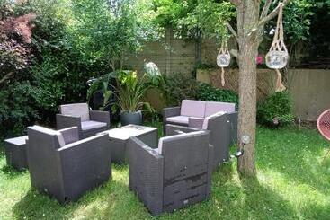 تختخواب و صبحانه 3 Chambres D Hôtes