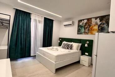تختخواب و صبحانه Vila Mema