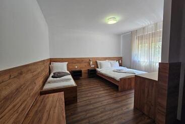 Hostel Premium