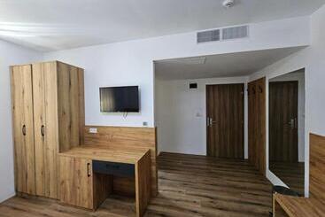 Hostel Premium