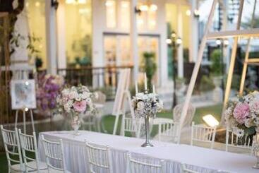 호텔 Bananaleaf Wedding Cafe & Resort