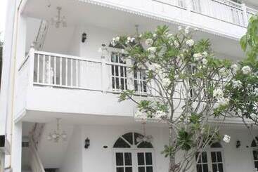 호텔 Bananaleaf Wedding Cafe & Resort