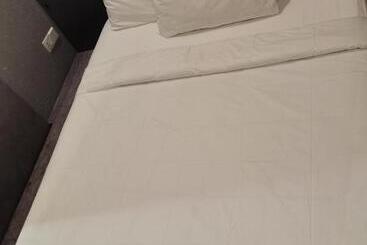 هتل Moon Light Inn