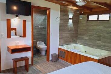 هتل Royal River Suites & Spa Apart