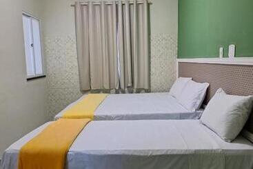 پانسیون Hipolitus Suites